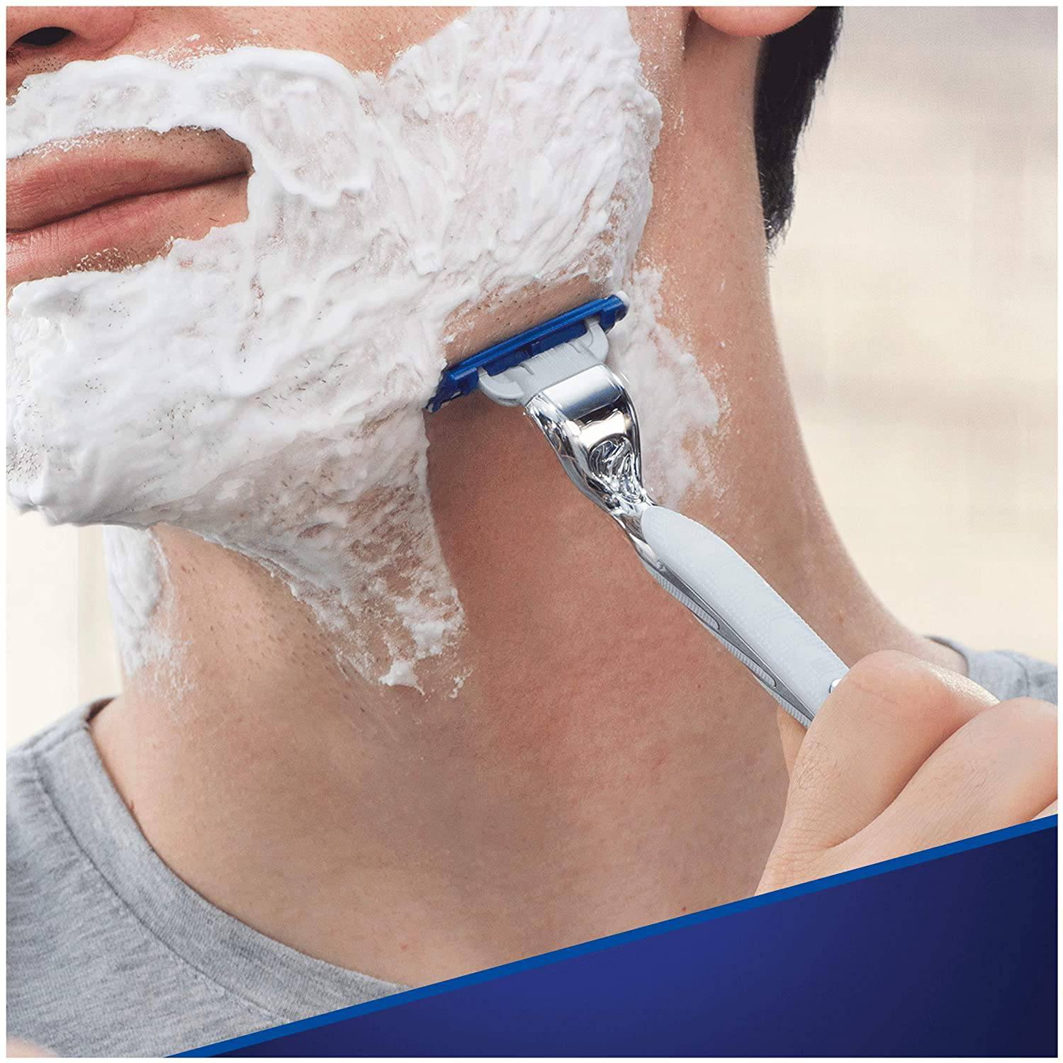 Gillette Mach3 Turbo Razor Blade Cartridges - 4 Pack