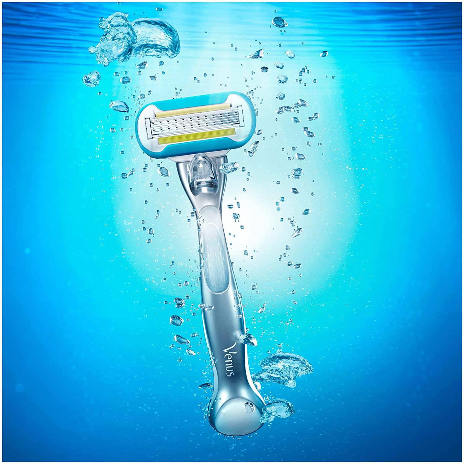 Gillette Venus Platinum Extra Smooth Razor for Women + 2 Refill Blades