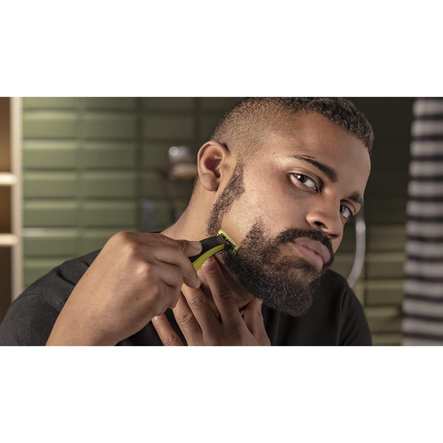 Philips QP2721/20 OneBlade Rechargeable Facial Trimmer Wet & Dry