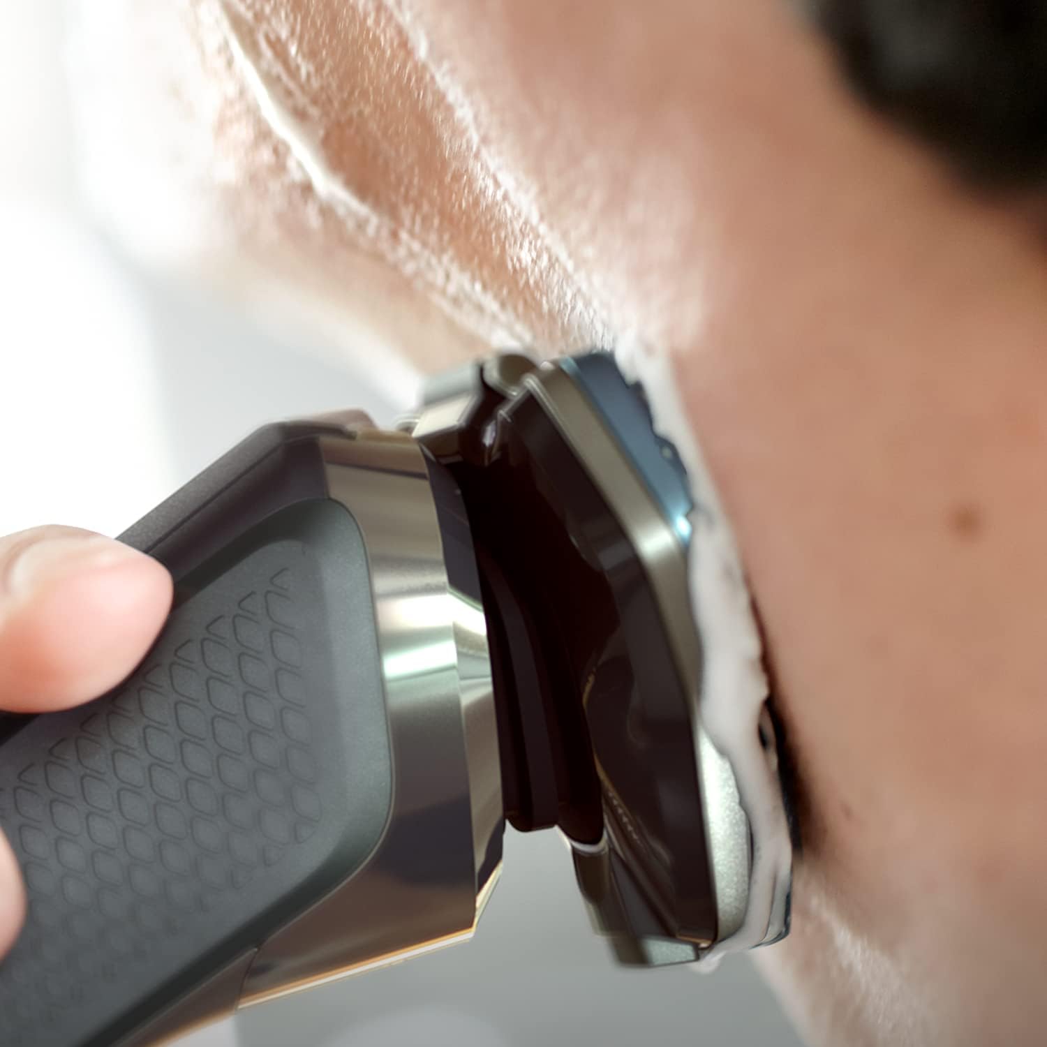 Philips Shaver Series 7000 Wet and Dry electric shaver S7886/35