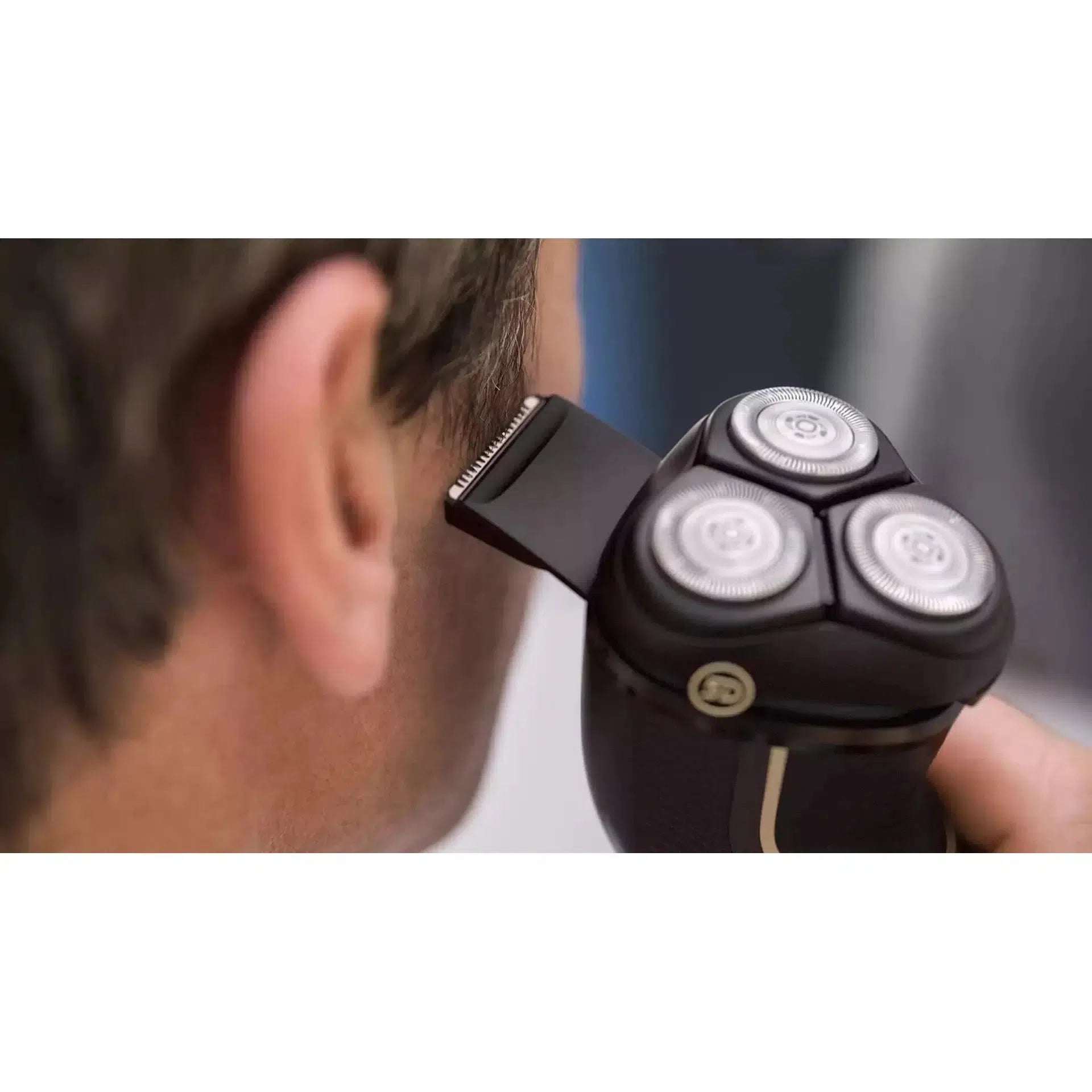 Philips S3333/54 Series 3000 Wet/Dry Electric Shaver - PowerCut Blades, 5D Heads - Healthxpress.ie